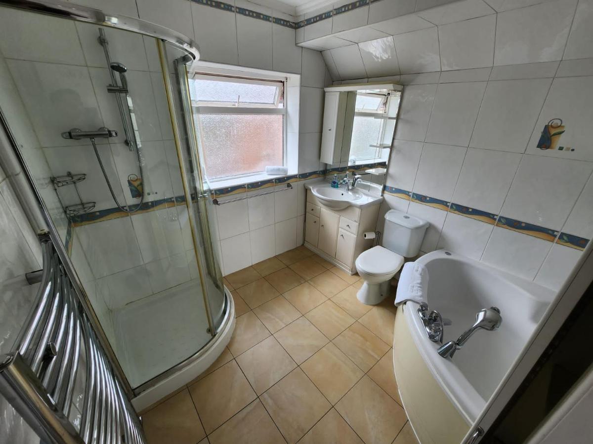 Hotel Sheldon Shared House Solihull Esterno foto