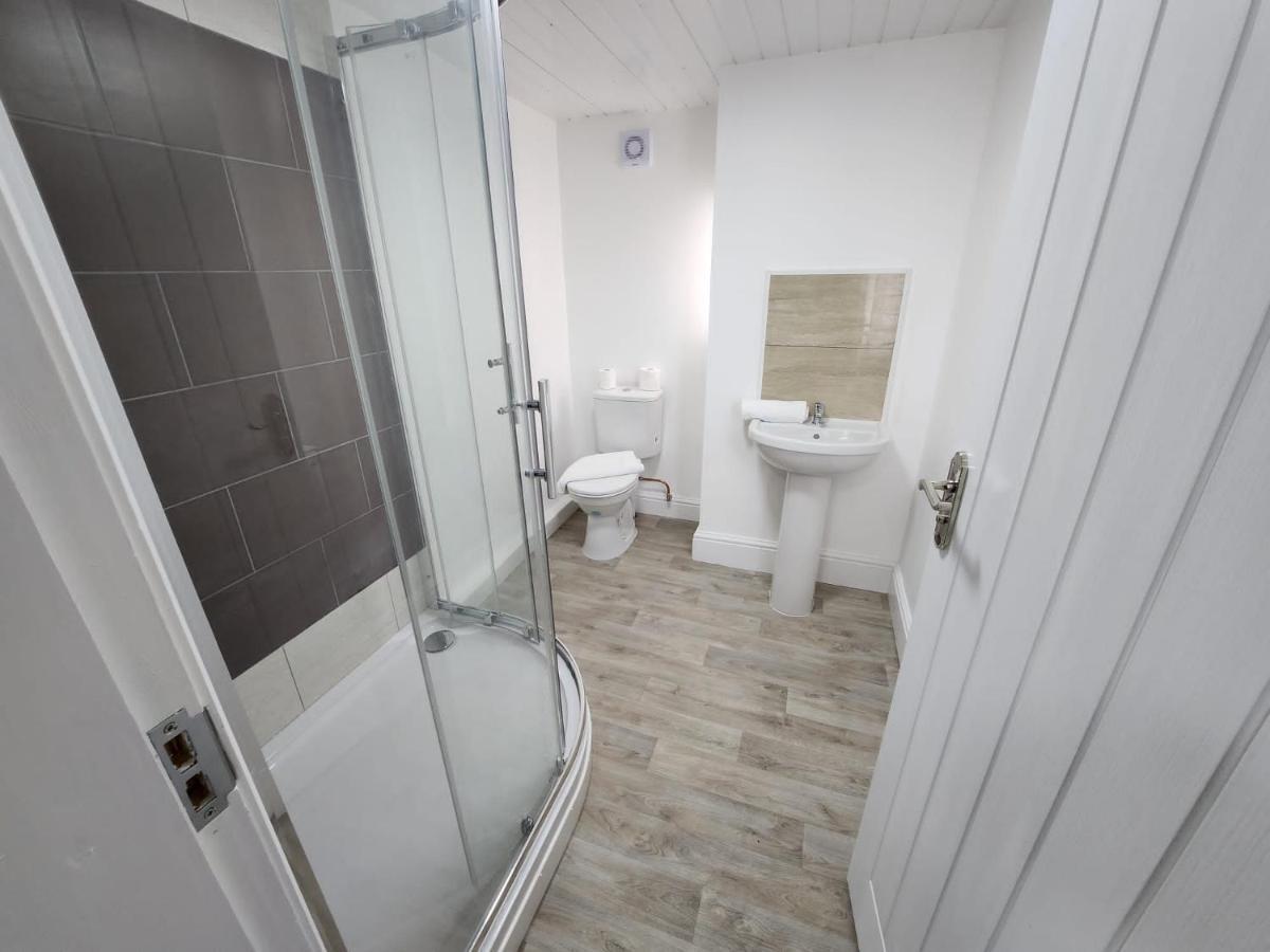 Hotel Sheldon Shared House Solihull Esterno foto